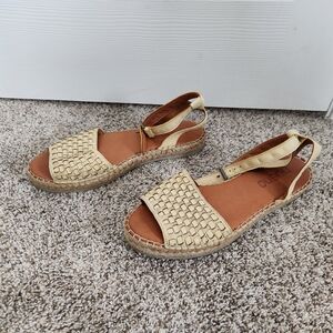 Bueno Tan Sandals